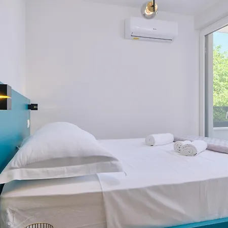 Apartment Fuer 4 Personen Ca, 51 M Sup2 In Trogir, Adriakueste Kroatien Und Umgebung *